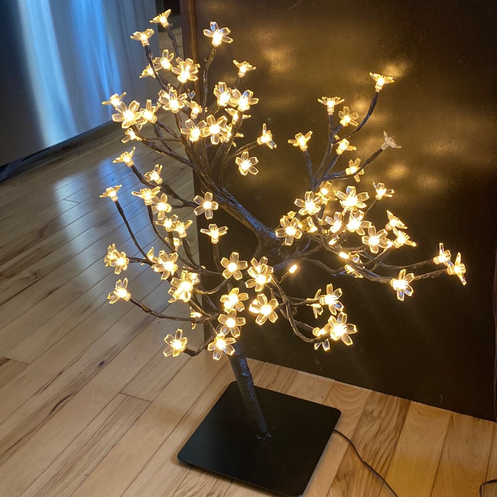 LED cherry blossom tree lamp